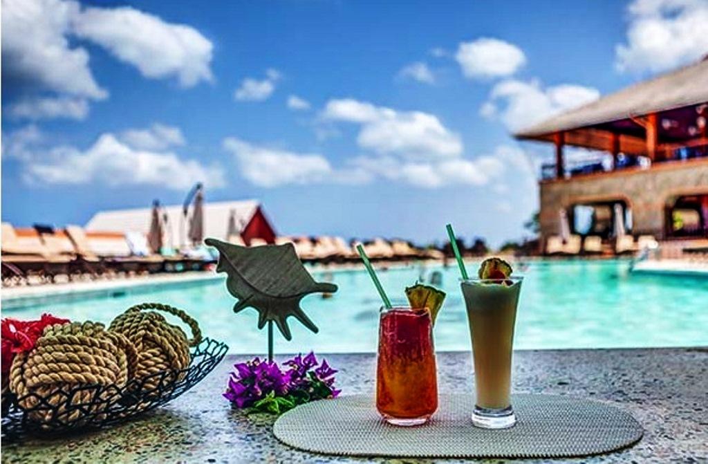 Le Grand Courlan Spa Resort Adults Only Black Rock Bagian luar foto